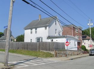 262 Anthony St, Fall River, MA 02721