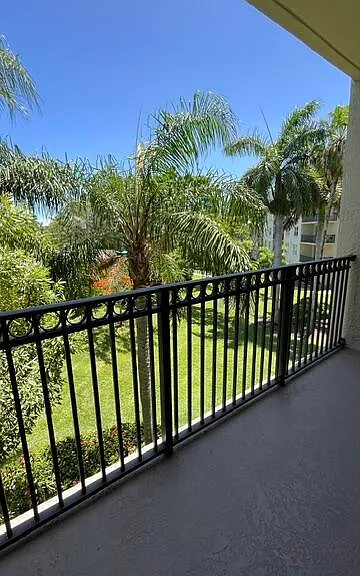26 Royal Palm Way #302 — Photo 7