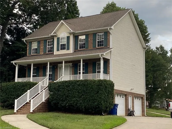 5100 Toucan Ln, Kernersville, NC 27284