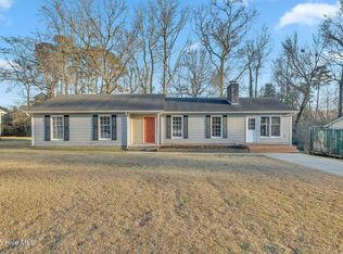 301 Stillwood Dr, Jacksonville, NC 28540