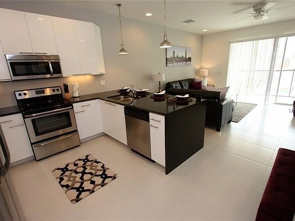 5th image of 17508 Placidity Ave