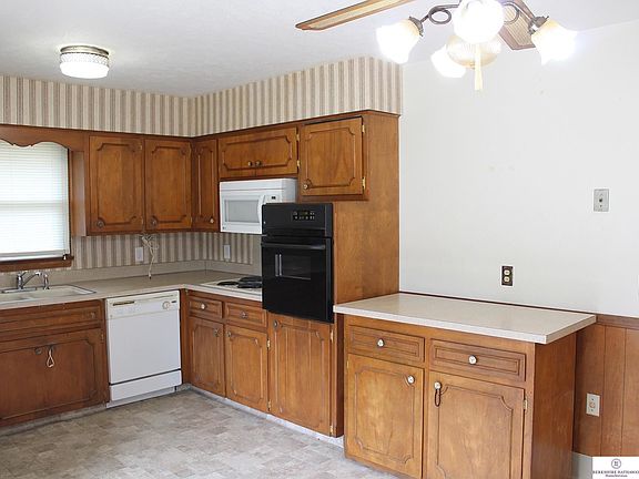 4th image of 12361 Bel Dr