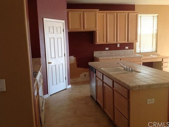 2nd image of 6663 N Meadowlark Ave