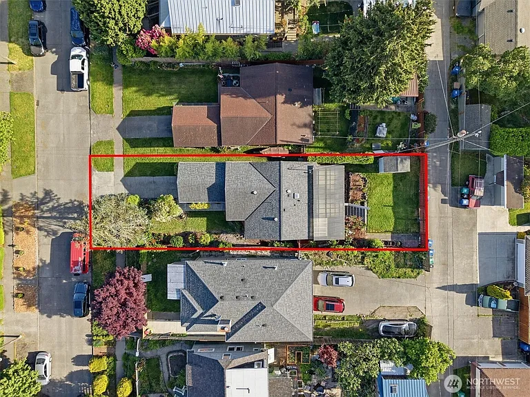 8425 18th Ave SW — Photo 31