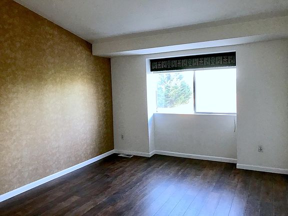 4th image of 2153 NW Pacific Elm Dr