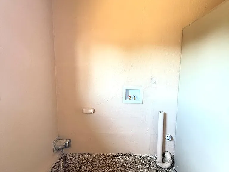 2900 Terr Mont Loop — Photo 13