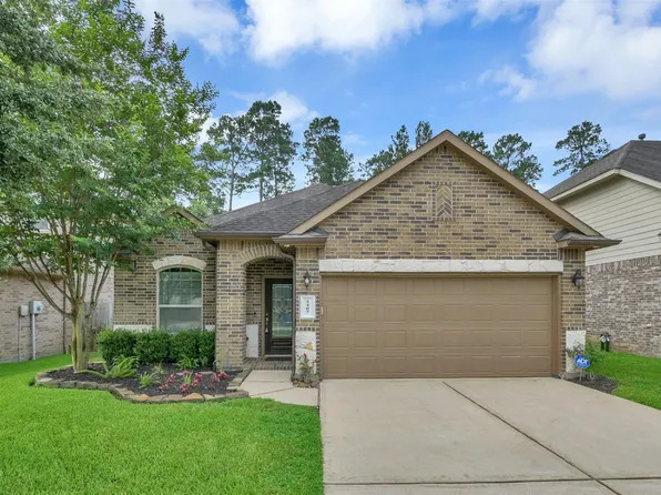 2407 Garden Shadow Dr, Conroe, TX 77384
