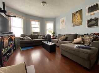 111 Southgate St APT 3, Worcester, MA 01603