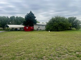 415 Hilltop Trl, Rhome, TX 76078