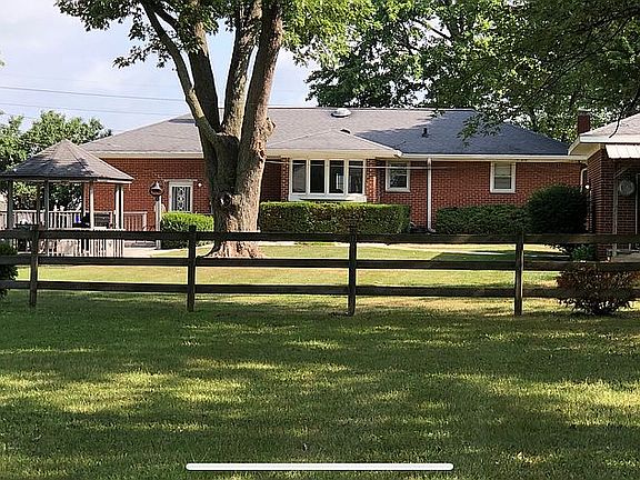 4th image of 7167 E Hanna Ave