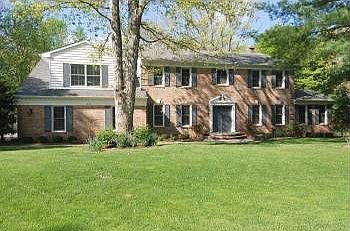 1st image of 904 Holly Creek Dr