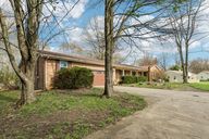 E Parkside Dr-1704-003.jpg