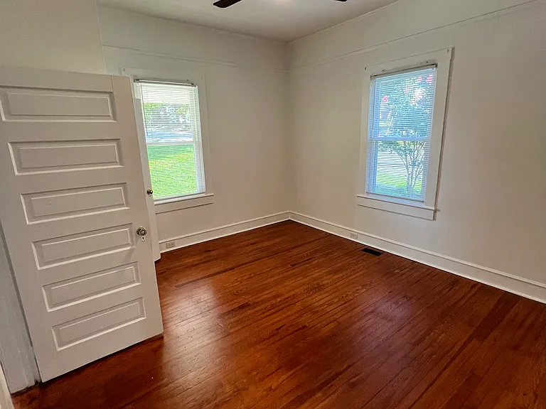 214 Old Centergrove Rd — Photo 11