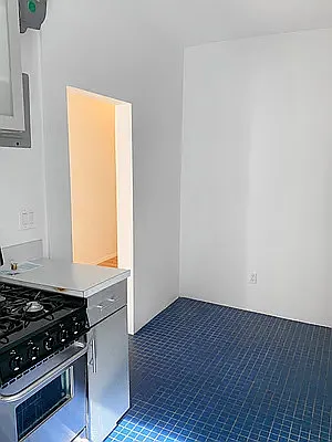 Rented by Corcoran | media 18