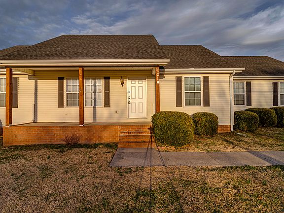 4th image of 210 Crenshaw Dr