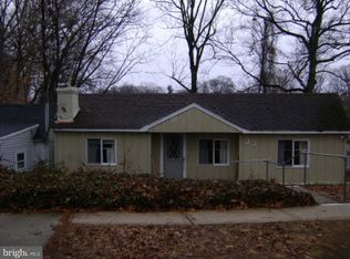 23 Walnut St, Hamilton, NJ 08610