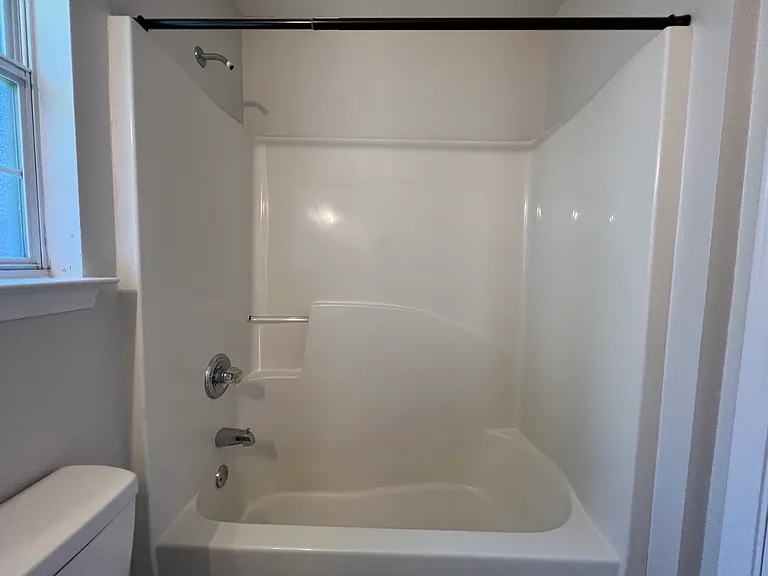 154 Cypress Ln — Photo 10