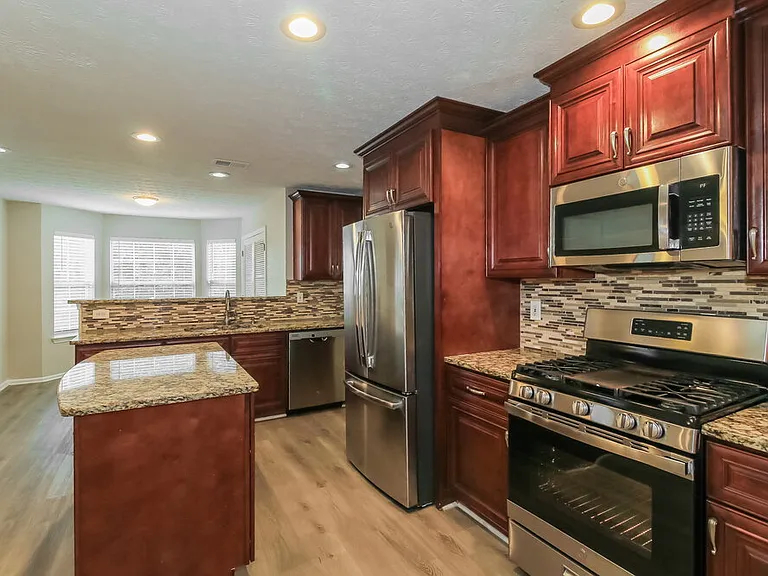 2597 Oslo Ct — Photo 10