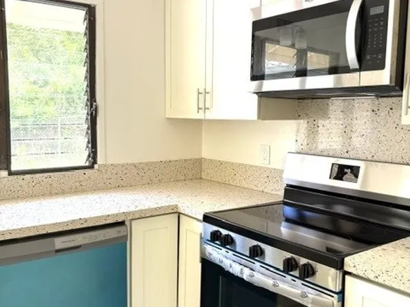 47-709 Waiohia St, Kaneohe, HI 96744