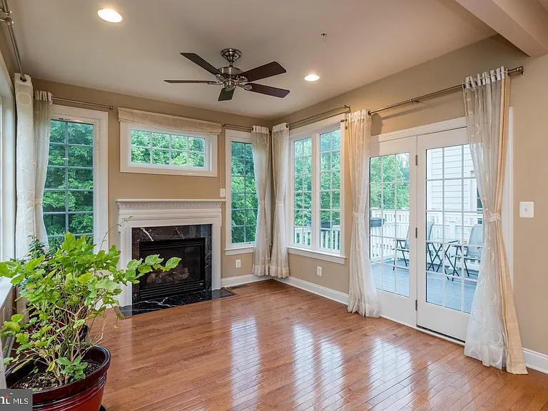 2123 Split Creek Ln — Photo 14