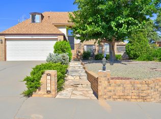 1041 Riverview Pl NW, Albuquerque, NM 87105
