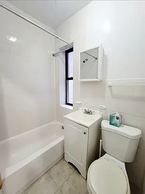 Rented by Taichi Fudosan | media 10