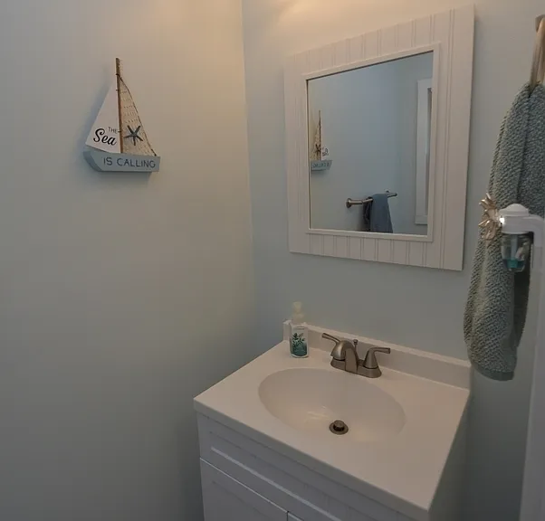 1438 Harwick Ct — Photo 17