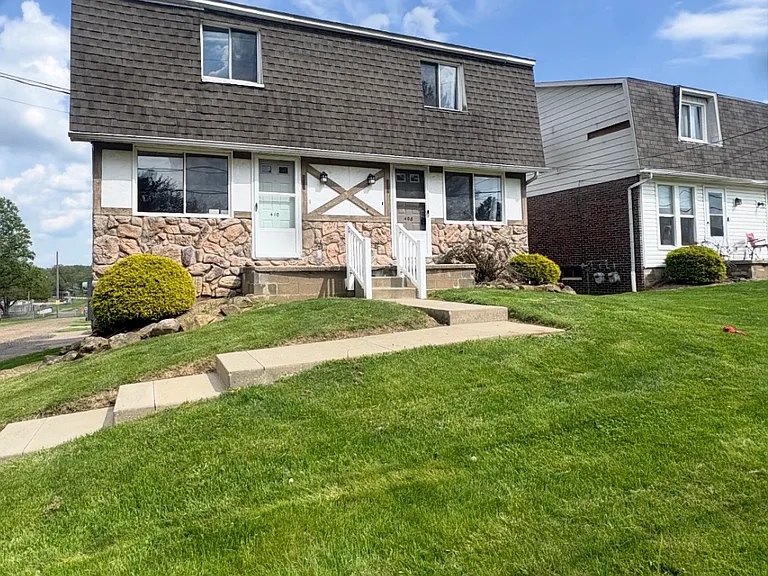 324 Werley Rd N — Photo 1