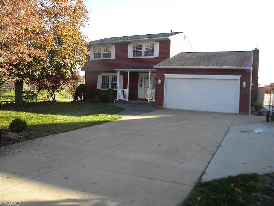 1st image of 846 Country Club Dr