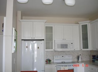 18061 Biscayne Blvd #PENTHOUSE 03, North Miami Beach, FL 33160