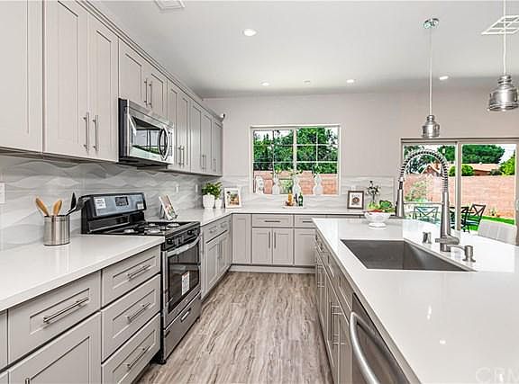 5th image of 17326 Blossom Ct #13