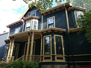 30 Upland Rd, Brookline, MA 02445