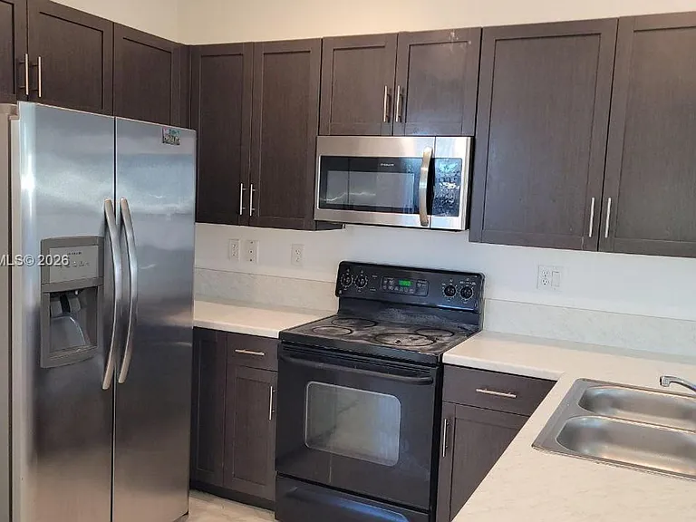 22910 SW 127th Pl #1 — Photo 3