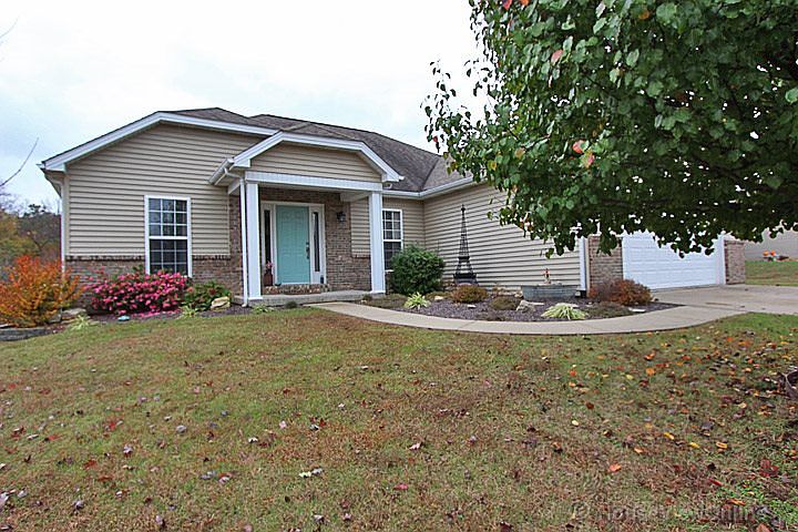 1st image of 254 Pleasant Lake Ct