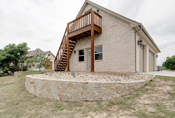 5th image of 412 Golden Oak Ct