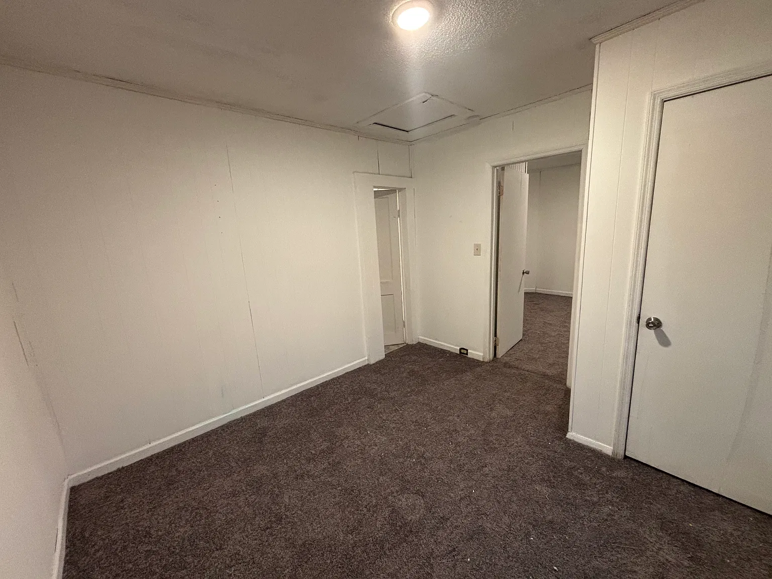 3 bed, 1006 sqft, $1,100 — Photo 4
