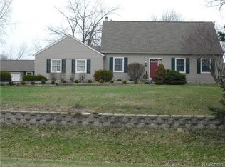 4137 Cordova Dr, Milan, MI