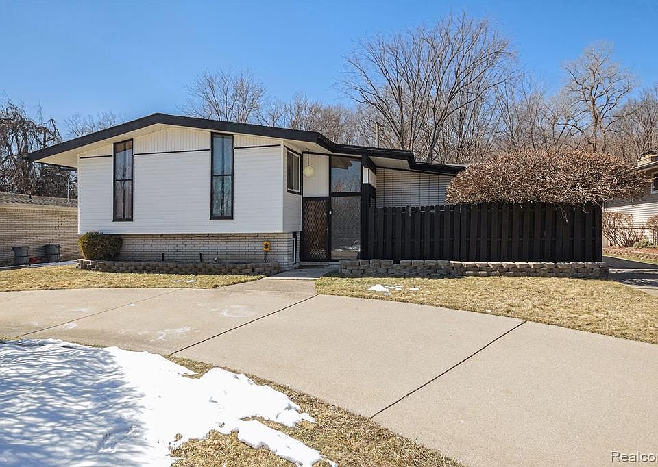 23855 Plumbrooke Dr, Southfield, MI 48075 Zillow