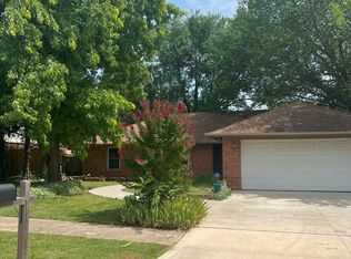1914 Oakhollow Dr, Norman, OK 73071