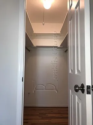 Rented by Bouklis Group | media 25