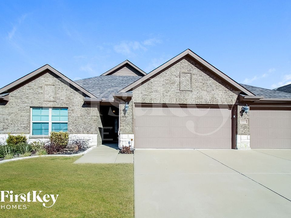 1st image of 1009 Lavender Dr