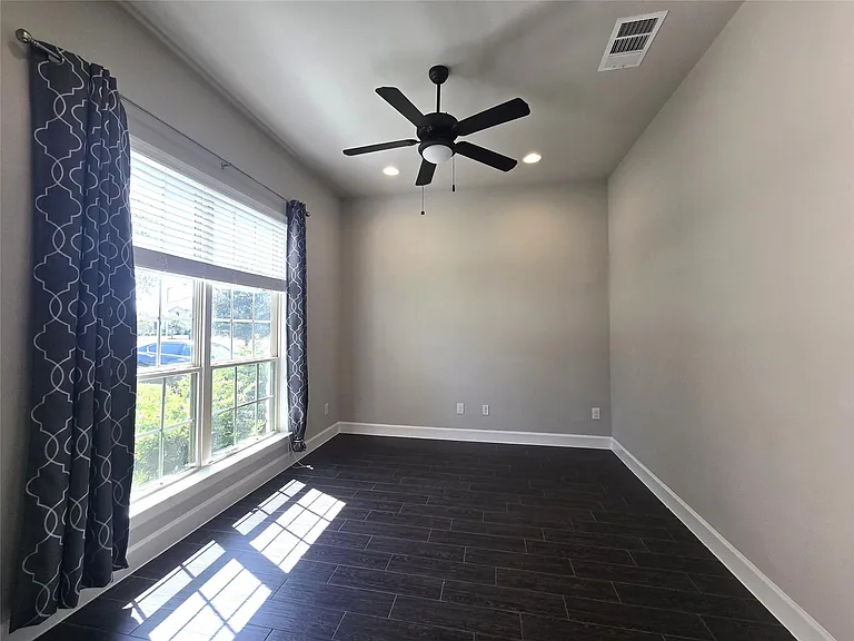 340 Cross Timbers Dr — Photo 4