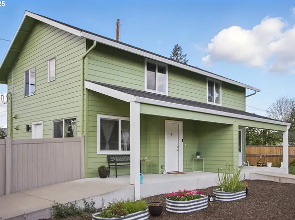 16317 SE Salmon St #B, Portland, OR 97233