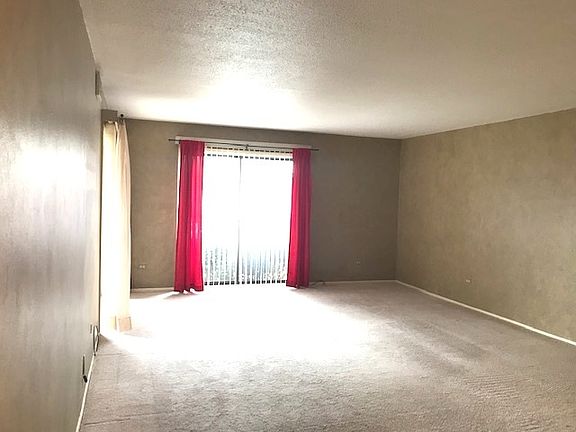 5th image of 1265 N Sterling Ave Unit 110