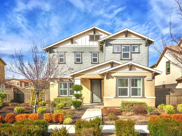 2239 Jessica Way, Tracy, CA 95377