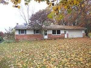 1st image of 90 Mary Lou Dr