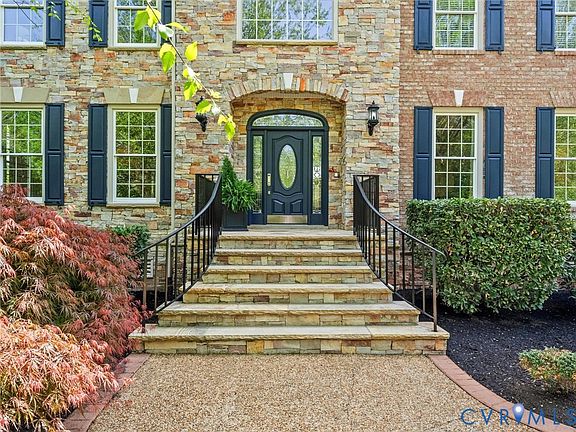 5th image of 8705 Raleigh Manor Pl