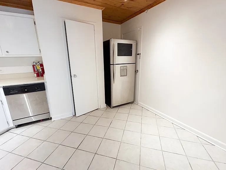 3415 W End Ave #212 — Photo 7