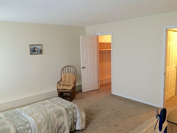 4th image of 6460 Park Central Way #6460A