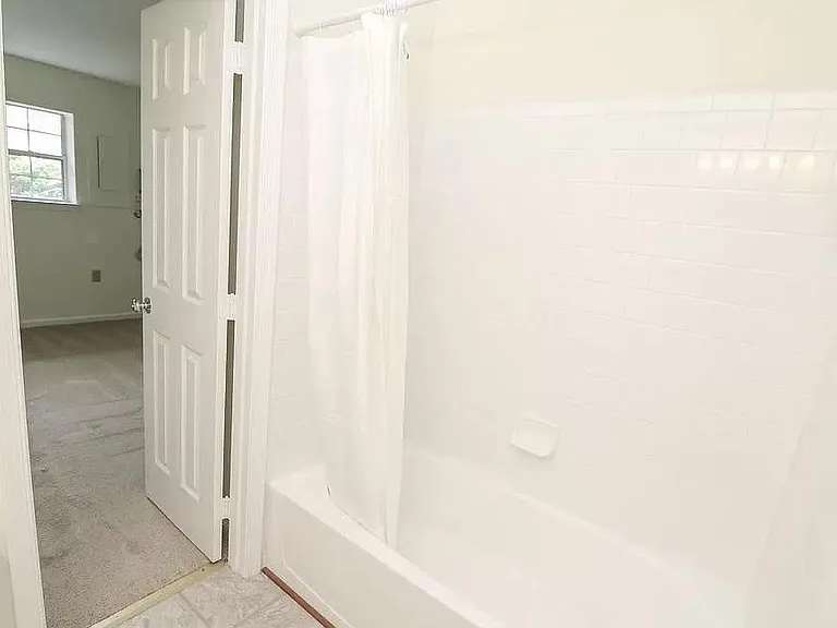 2305 Montauk Dr — Photo 44
